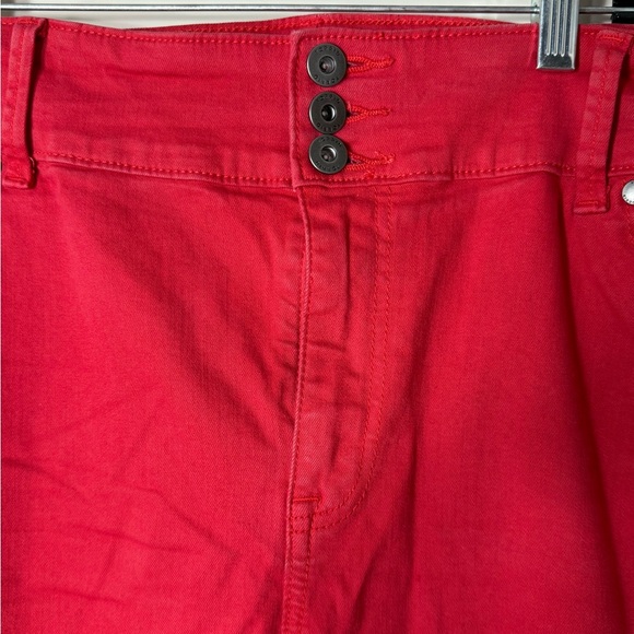 Torrid Women’s Super Soft Red 3 Button‎ Crop Jegging Plus Size 24 - Picture 2 of 8